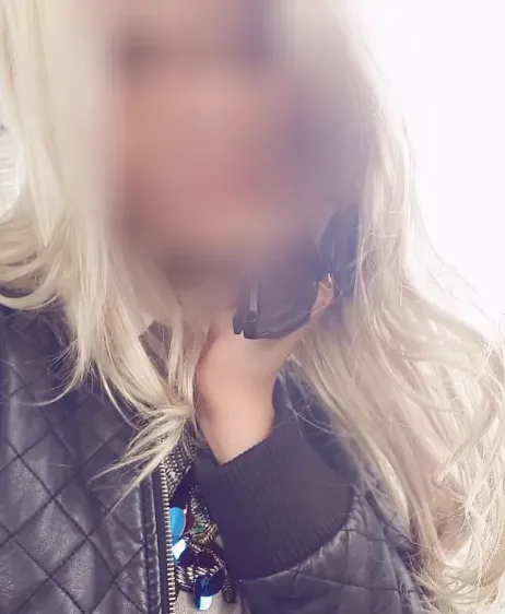Amina, 32 años