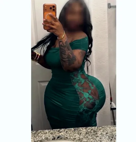 Montserrat, 26 años