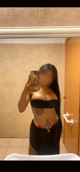 Nayara, 26 años